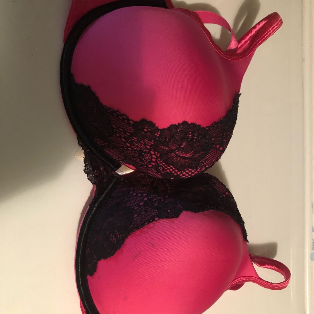 44b pink bra with lace